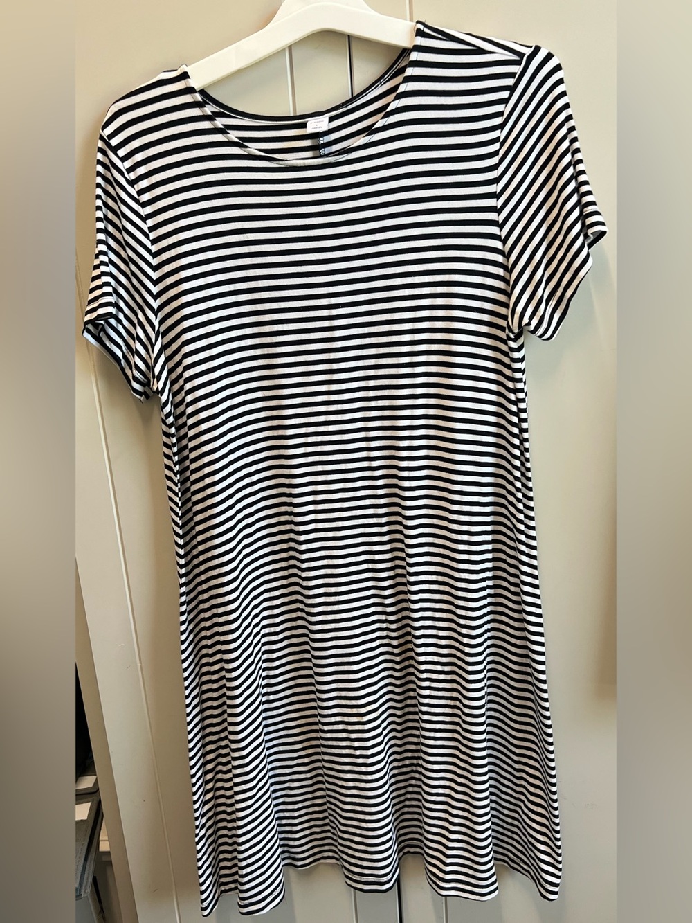 Old Navy Black and White Striped Tunic Tee